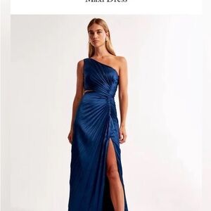 Abercrombie & Fitch Giselle One-Shoulder Cutout Pleated Maxi Dress